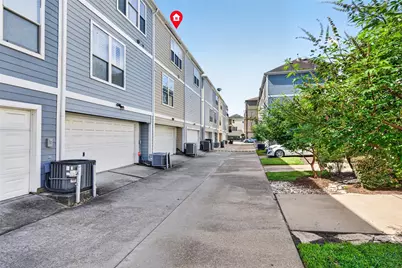 3208 Chenevert Street, Houston, TX 77004 - Photo 33