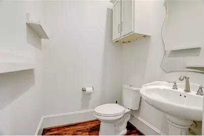 3225 Maxroy Street, Houston, TX 77008 - Photo 13