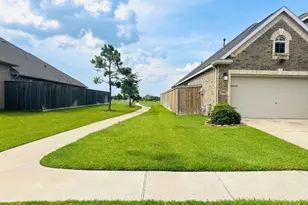 20262 Fossil Valley Ln, Cypress, TX 77433 - Photo 3