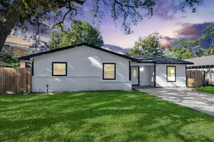 10507 Royal Oaks Dr, Houston, TX 77016 - Photo 1