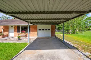 3310 Utah Ave, Dickinson, TX 77539 - Photo 7
