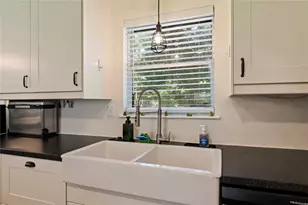 3310 Utah Ave, Dickinson, TX 77539 - Photo 17