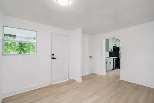 10309 Wiggins St, Houston, TX 77029 - Photo 15