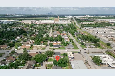 10309 Wiggins Street, Houston, TX 77029 - Photo 33