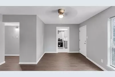 122 E Crosstimbers Street #52, Houston, TX 77022 - Photo 3