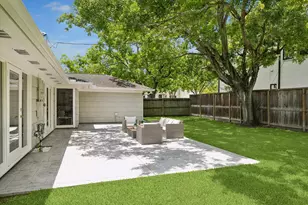 8510 Greenbush St, Houston, TX 77025 - Photo 29