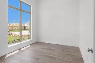 506 Black Creek Trl, Conroe, TX 77304 - Photo 7