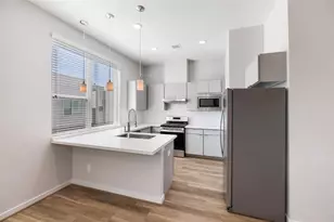 606 Thornton Oaks Ln, Houston, TX 77018 - Photo 9