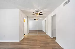 711 Holiday Dr, Galveston, TX 77550 - Photo 3