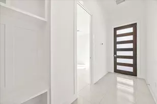 2855 Decker Pl., Houston, TX 77003 - Photo 7