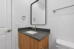 2855 Decker Pl., Houston, TX 77003 - Photo 9