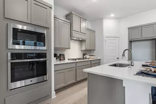 6913 Nubuck Dr, Montgomery, TX 77316 - Photo 3