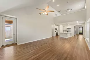 421 Soapberry Tree Ct, Conroe, TX 77318 - Photo 21