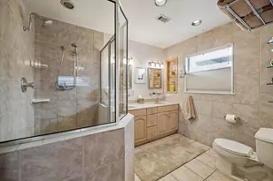 3715 Underwood St, Houston, TX 77025 - Photo 13