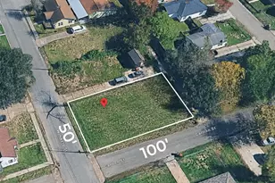 1400 Carlton St, Baytown, TX 77520 - Photo 1