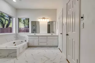 14527 Circlewood Way, Houston, TX 77062 - Photo 23