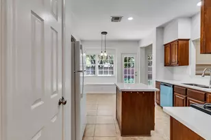 14527 Circlewood Way, Houston, TX 77062 - Photo 15