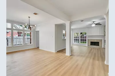 14527 Circlewood Way, Houston, TX 77062 - Photo 13