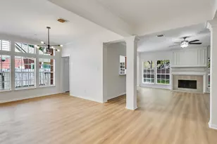 14527 Circlewood Way, Houston, TX 77062 - Photo 13