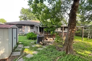 11710 Chadbrook Ln, Houston, TX 77099 - Photo 31