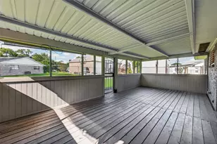 7502 Nightingale Cir, Texas City, TX 77591 - Photo 23