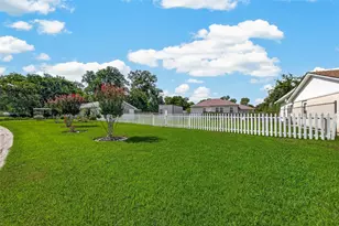 7502 Nightingale Cir, Texas City, TX 77591 - Photo 25