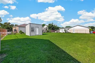 7502 Nightingale Circle, Texas City, TX 77591 - Photo 27