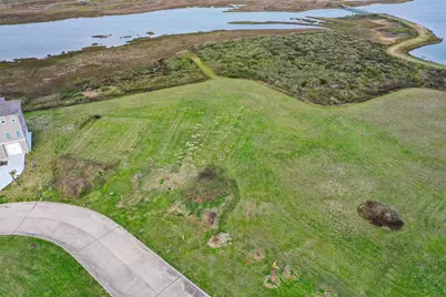 3831 Curlew Drive, Galveston, TX 77554 - Photo 5