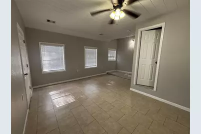 1401 Austin Street, La Marque, TX 77568 - Photo 11