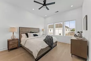 3013 Jensen Spgs Ln, Houston, TX 77026 - Photo 23