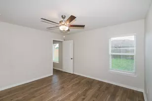 198 Emma Rose Dr, Katy, TX 77493 - Photo 9