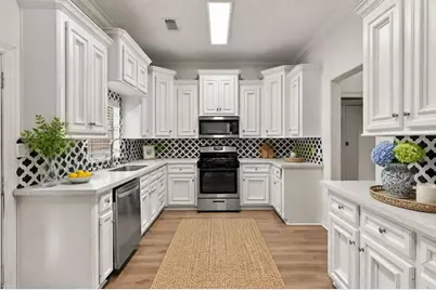 3024 Avenue R 1/2, Galveston, TX 77550 - Photo 5