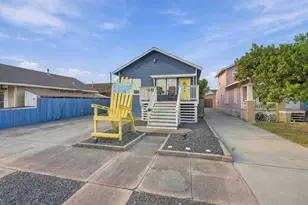 3024 Ave R 1/2, Galveston, TX 77550 - Photo 11