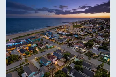 3024 Avenue R 1/2, Galveston, TX 77550 - Photo 27