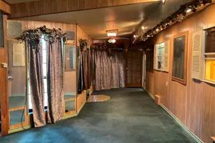 404 Svoboda St, Yoakum, TX 77995 - Photo 7