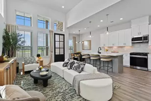 9208 Ft George St, Houston, TX 77063 - Photo 1