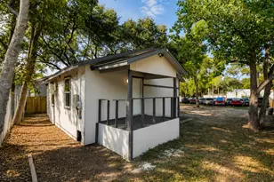 7636 Broadview Dr, Houston, TX 77061 - Photo 19