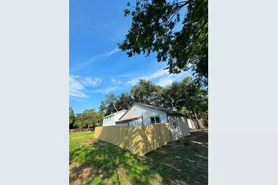 7636 Broadview Drive, Houston, TX 77061 - Photo 17