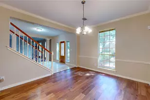 2810 White Oak Ln, Pearland, TX 77584 - Photo 7