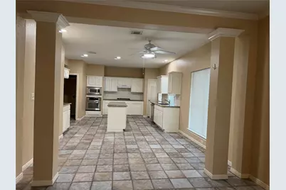 2810 White Oak Lane, Pearland, TX 77584 - Photo 9