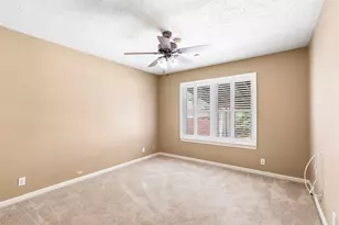 26 Royal Dalton Cir, Conroe, TX 77304 - Photo 33