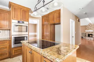 26 Royal Dalton Cir, Conroe, TX 77304 - Photo 19