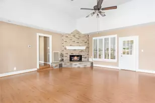 26 Royal Dalton Cir, Conroe, TX 77304 - Photo 11