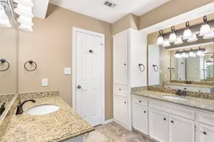 26 Royal Dalton Cir, Conroe, TX 77304 - Photo 37