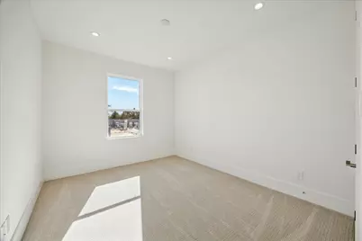 1524 W 21st St, Houston, TX 77008 - Photo 31