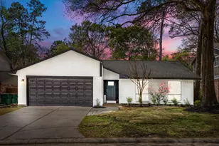 93 S Waxberry Rd, The Woodlands, TX 77381 - Photo 3
