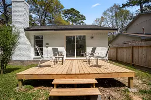 93 S Waxberry Rd, The Woodlands, TX 77381 - Photo 33