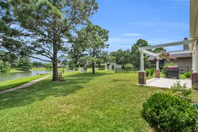908 Victoria Lakes Drive, Katy, TX 77493 - Photo 35