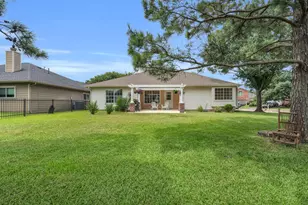 908 Victoria Lakes Dr, Katy, TX 77493 - Photo 37