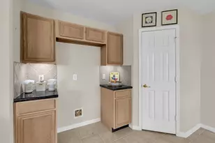 908 Victoria Lakes Dr, Katy, TX 77493 - Photo 15